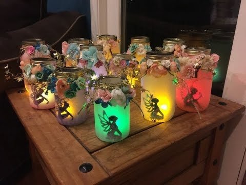 Ideas de iluminación con velas y farolillos para eventos románticos al atardecer