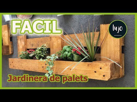 Proyecto de jardinería para principiantes: Construye un huerto vertical con pallets y macetas colgantes