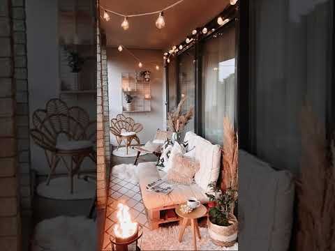 Decoración de terrazas y balcones para fiestas: Crea un rincón acogedor con cojines y luces