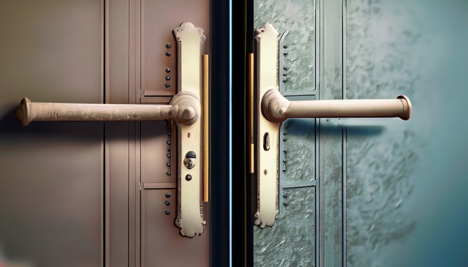Soluciones Rápidas y Sencillas para Abrir una Puerta Atascada