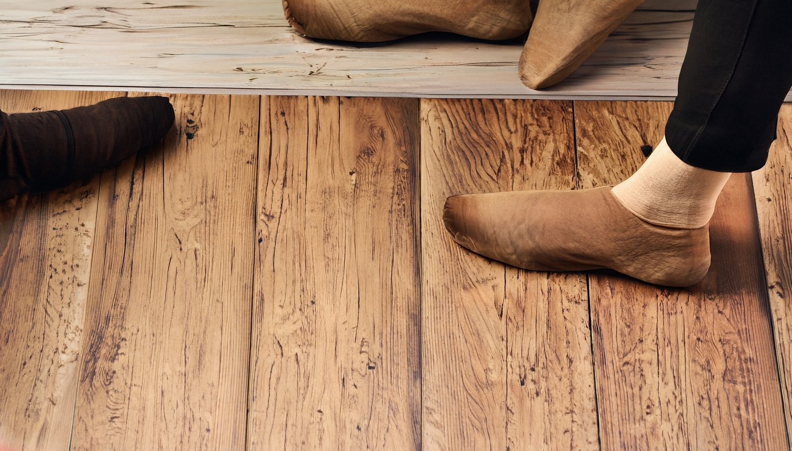 Trucos para Prevenir el Crujido del Suelo de Madera